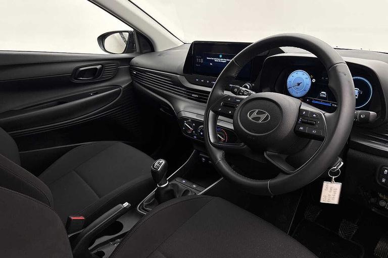 Used Hyundai i20 EK25UXN 6