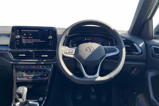 Volkswagen T-roc Photo modix-3126e40435d6a13e9fa980624ac8b752257e13d4.jpg