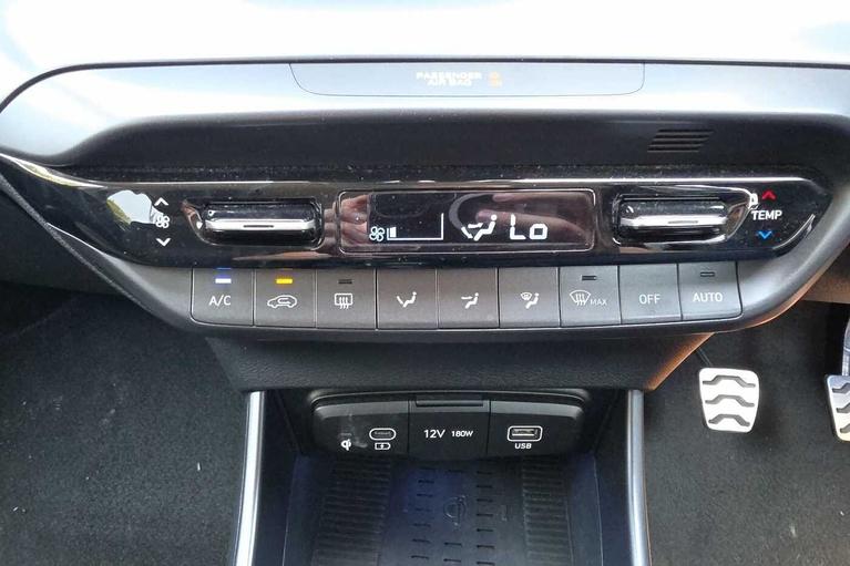Used Hyundai BAYON WM75TVX 15