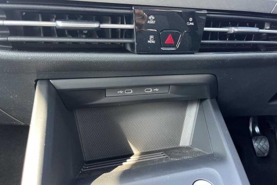 Volkswagen Golf Photo modix-323a5dc61140c8ed563def3c2f648fb1697ed0f2.jpg