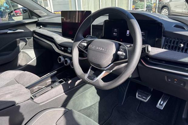 Used Skoda Superb CU25RVT 6