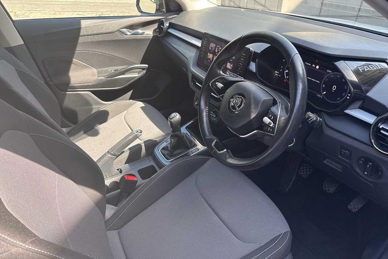 Used Skoda Fabia RX73EVM 6