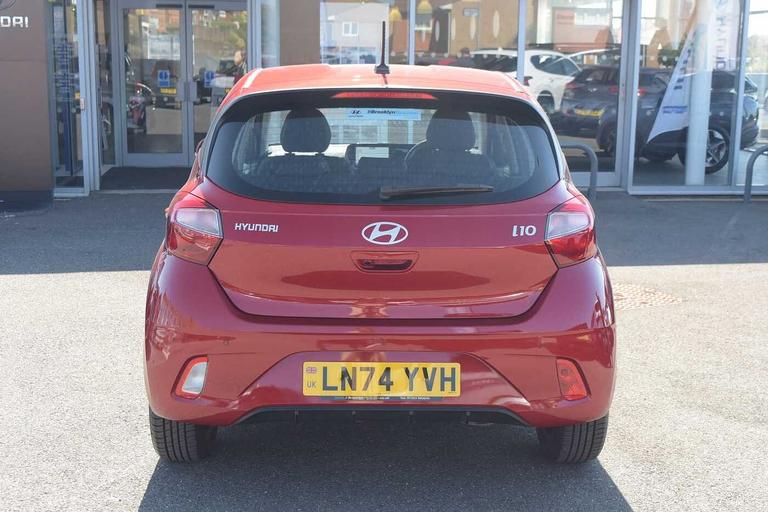 Used Hyundai i10 LN74YVH 9