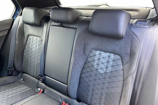 Volkswagen Golf Photo modix-33d90da379e7257ab009f47730ee1c18a316f505.jpg