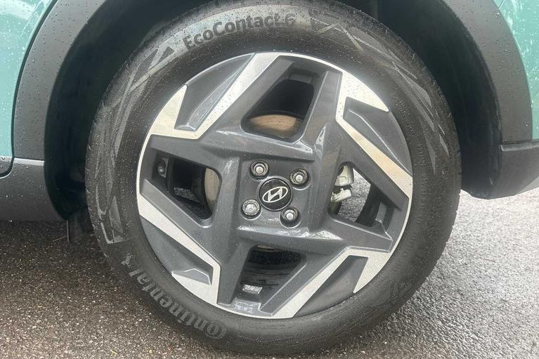 Used Hyundai BAYON WM75YDX 9