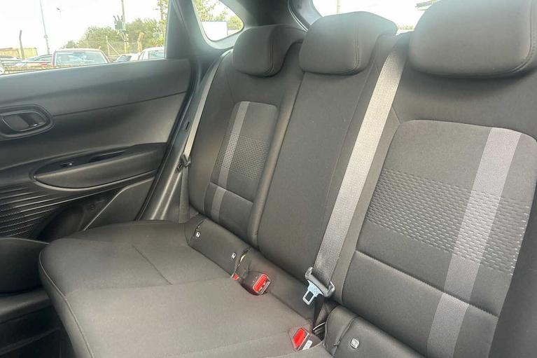 Used Hyundai i20 WU75NCN 8