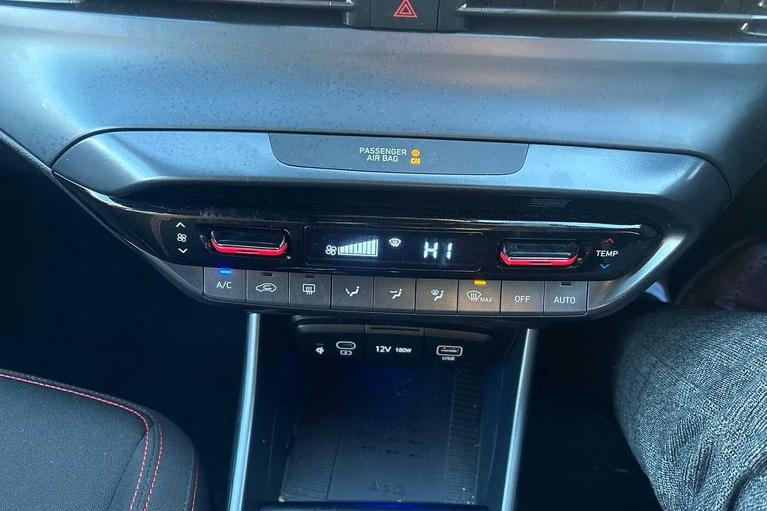 Used Hyundai i20 WO25YTE 16