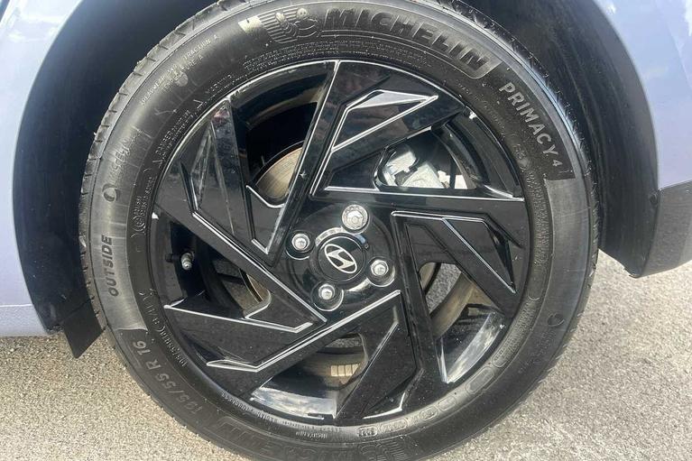 Used Hyundai i20 WU75NCN 9