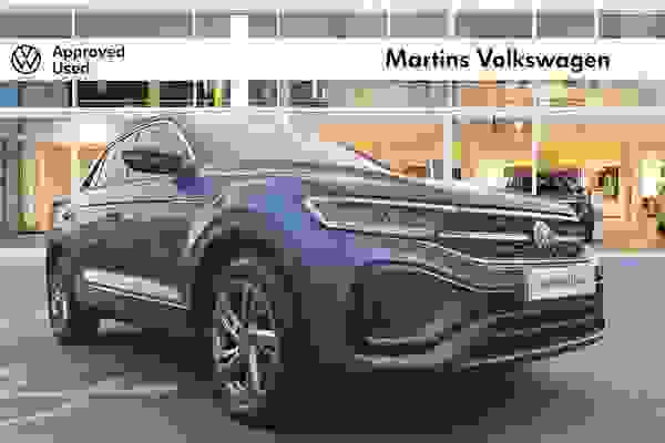 Used 2022 Volkswagen T-ROC TRoc Mk1 Facelift 2022 2.0 TSI R-Line 190PS 4M DSG Petrol Blue at Martins Group