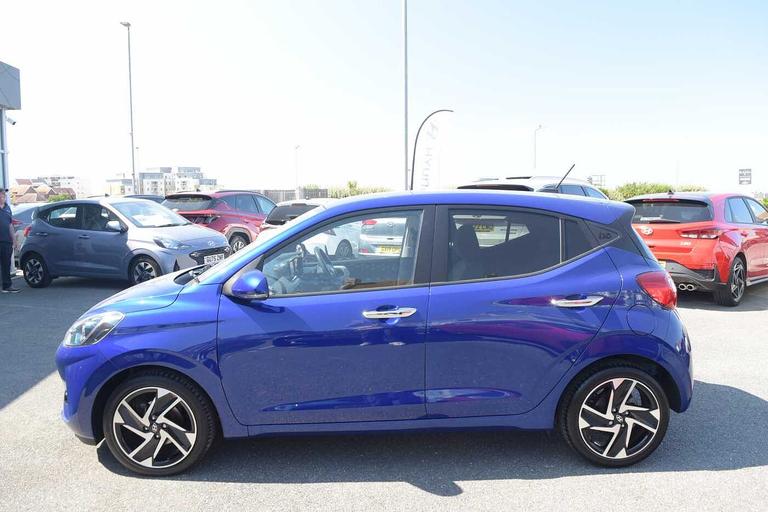 Used Hyundai i10 HN72ENH 12