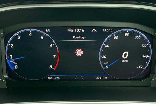 Volkswagen T-roc Photo modix-38910abd54a7d80d724bcd9e2b305f5108ccb73f.jpg