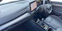 Volkswagen Golf Photo 1