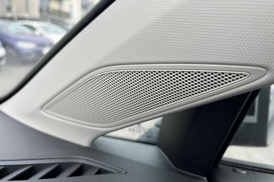 Volkswagen Golf Photo modix-3af71ec899cdfa5fd8a8f8285c035f0754e12995.jpg