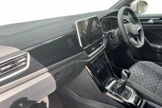 Volkswagen T-roc Photo modix-3b747fbfe8473ffb1d6a5ceb9037067f890377d4.jpg