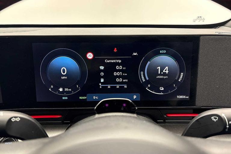 Used Hyundai KONA EF25LNZ 8