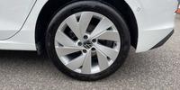 Volkswagen Golf Photo 4