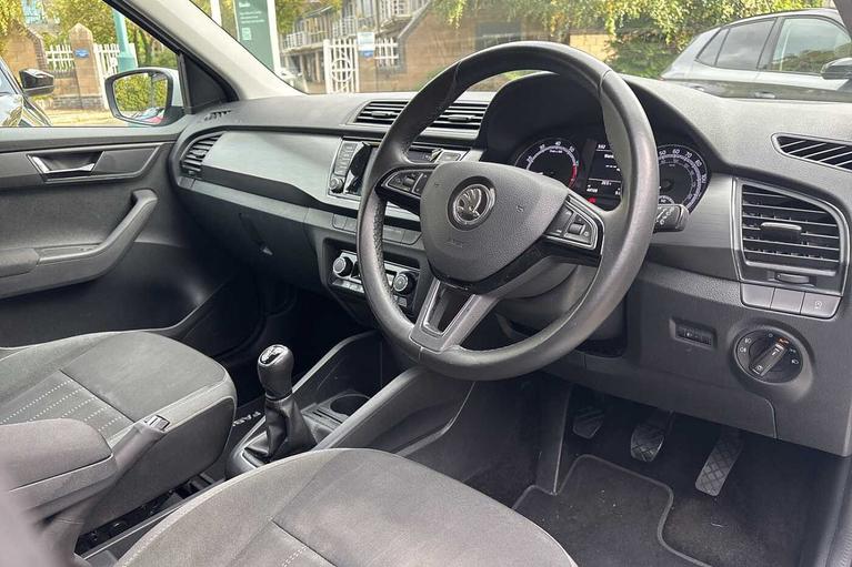 Used Skoda Fabia VU20HYF 13