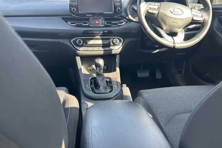 Used Hyundai i30 YM73PZK 8