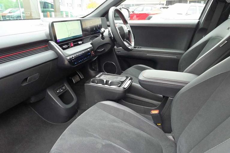 Used Hyundai IONIQ 5 WU75RCV 2