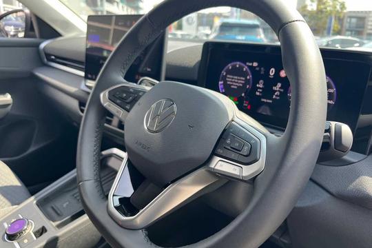 Volkswagen T-roc Photo modix-3ea1a7cd75db7c99aa54a2892fc3e3f711579b17.jpg