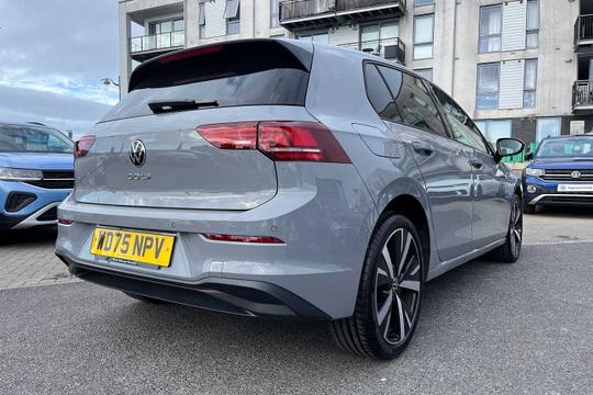 Volkswagen Golf Photo modix-3f150b4418e254b569a65fcad6cf638b00c7cecb.jpg