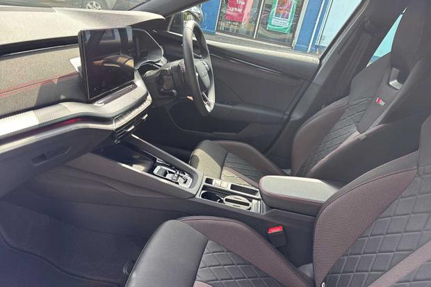Used Skoda Octavia CU26OCA 2