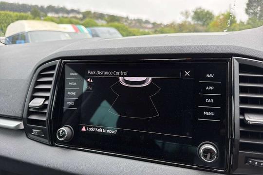 Skoda Karoq Photo modix-41063006318513f17055c48c5d8e2c704844e839.jpg