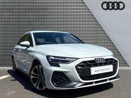 Used 2025 Audi A3 Sportback S line TFSI  150 PS S tronic Glacier white, metallic
