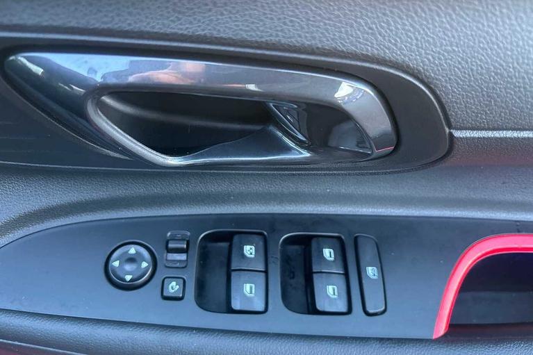 Used Hyundai i20 WO25YTE 10
