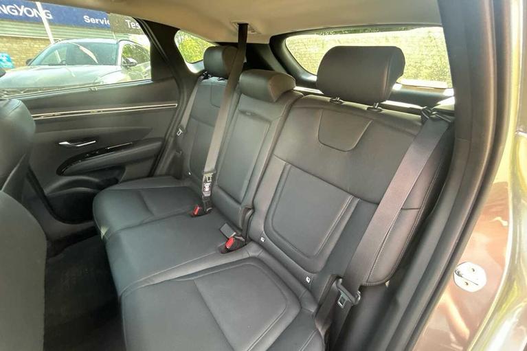 Used Hyundai TUCSON WV23AEB 8