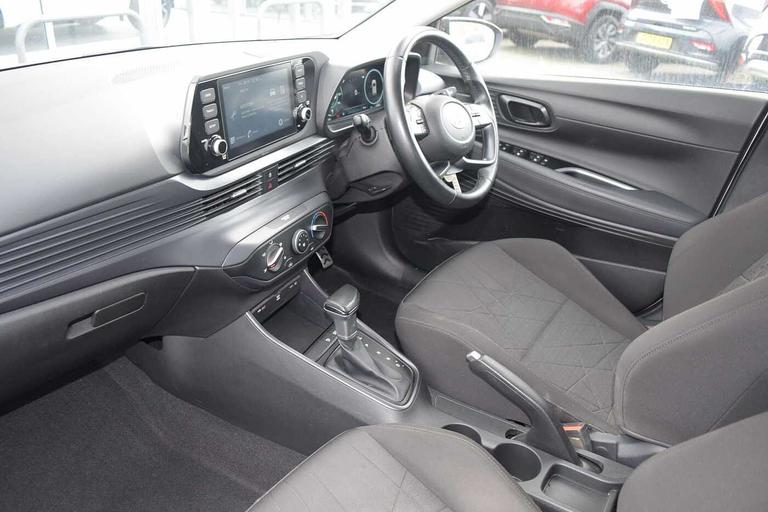 Used Hyundai BAYON GU71DKD 13