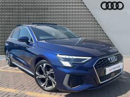Used 2024 Audi A3 Sportback S line 35 TFSI  150 PS S tronic Navarra blue, metallic