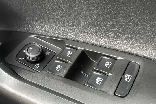 Volkswagen Polo Photo modix-44fae4e94ab665a96b6b2306f358c7c6bee0553a.jpg