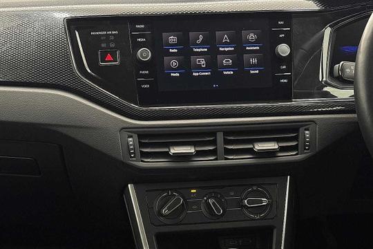 Volkswagen Polo Photo modix-45769d20e4bae61a336846cf3509dcf557c09760.jpg