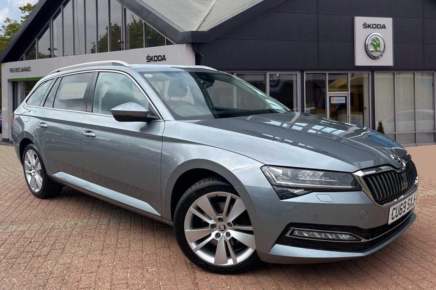 2019 SKODA SUPERB