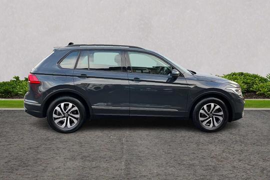 Volkswagen Tiguan Photo modix-467ea47c3cec0fe49e5f7e62f93a50411e98b41f.jpg