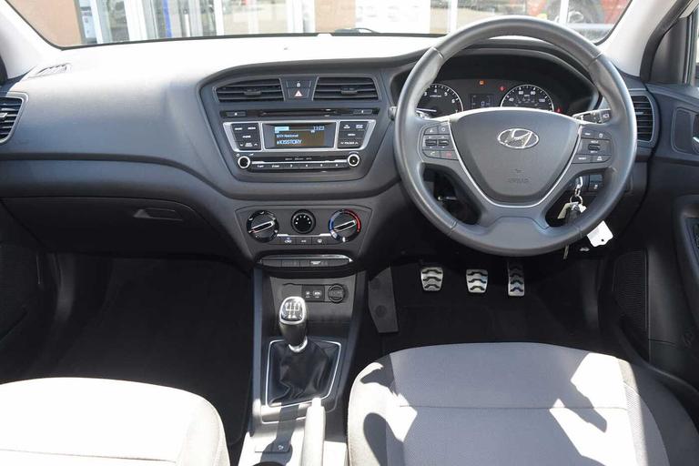 Used Hyundai i20 GY17HVP 18