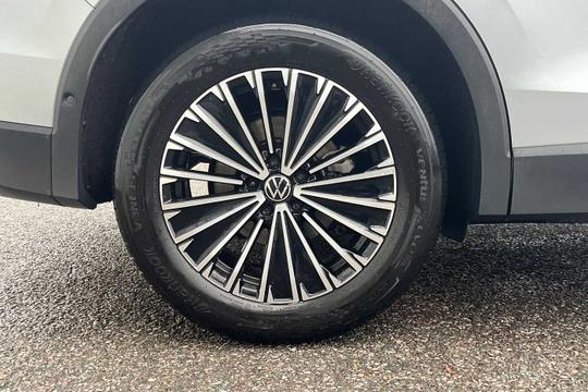 Volkswagen Tiguan Photo modix-496ac633d1a0c8c99de68f92a082403108c254f7.jpg