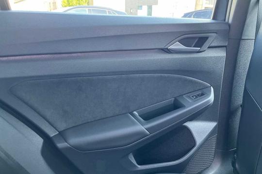 Volkswagen Golf Photo modix-4a2b29fadc03fe16e4c5c9d27db826ae5edfbd5a.jpg