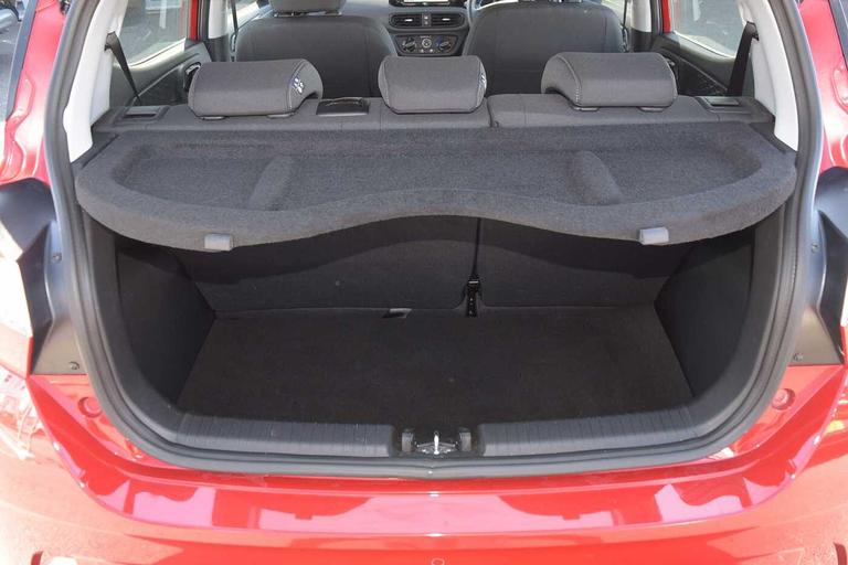 Used Hyundai i10 LN74YVH 16