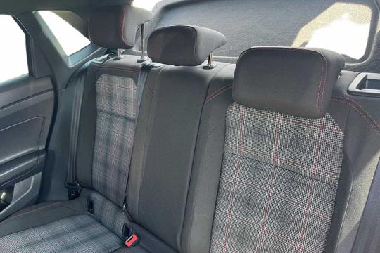 Volkswagen Polo Photo modix-4b9e15d4be96f114edf5e2f9d6f7391980bdf510.jpg