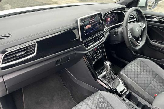 Volkswagen T-roc Photo modix-4bd5a8a5e2af8229aab6f9d760ebfd84eb60aebc.jpg
