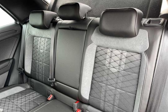 Volkswagen T-roc Photo modix-4ce72d0cd4541f3b86a6d13e198a64e1518cefae.jpg