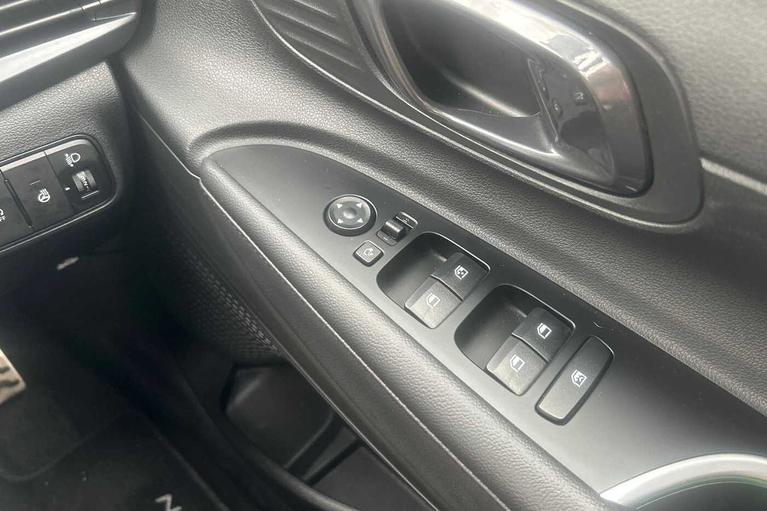 Used Hyundai BAYON WM75YDX 18