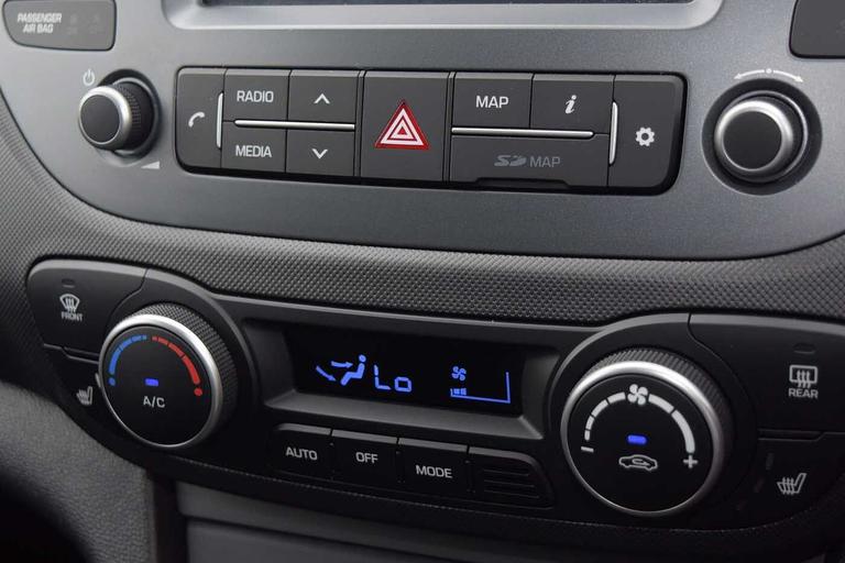Used Hyundai i10 GU67UVH 20