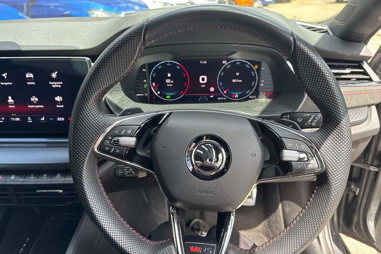 Used Skoda Octavia WU73UPM 16