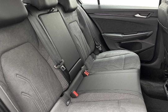 Volkswagen Golf Photo modix-4eeaeef63de210bc6ab456921bfc27982af456ae.jpg