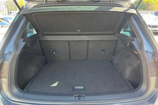 Volkswagen Tiguan Photo modix-4f08896b9a82a3cd8deea35cbc698c3b803c6e1f.jpg