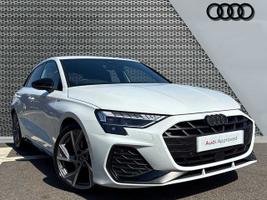 Used 2025 Audi A3 Sportback Black Edition 35 TFSI  150 PS S tronic Glacier white, metallic