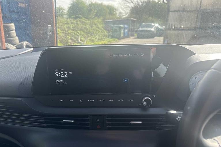Used Hyundai i20 WV25CJZ 16